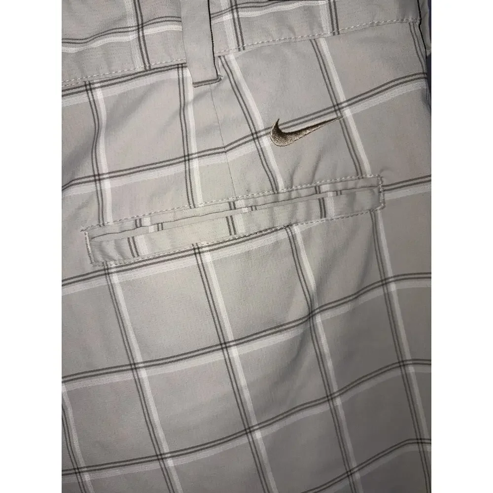 Nike Men's Golf Shorts (32W) Gray/White Plaid Flat Front Pockets #0186